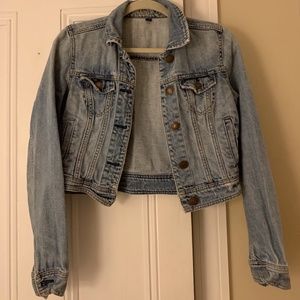 American Eagle Croppped denim jacket